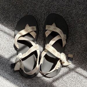 Size 9 Womens Chaco Sandals